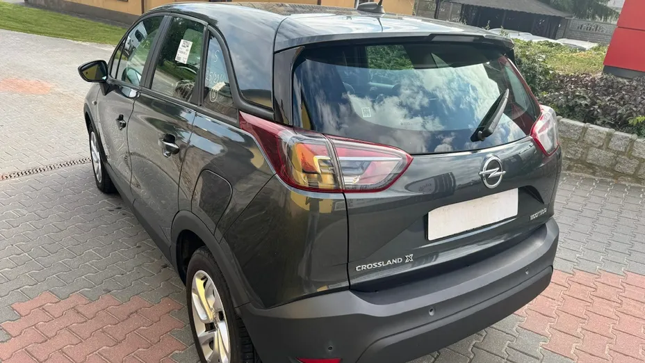OPEL Crossland -