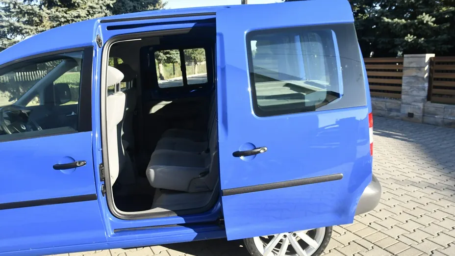 VOLKSWAGEN Caddy -