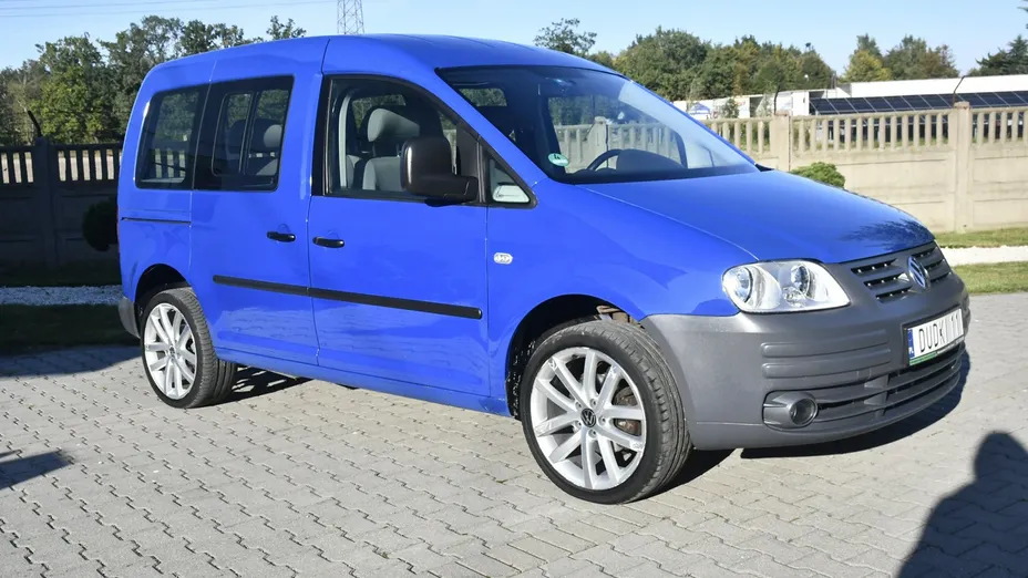 VOLKSWAGEN Caddy -