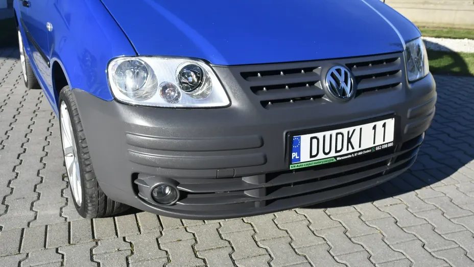 VOLKSWAGEN Caddy -