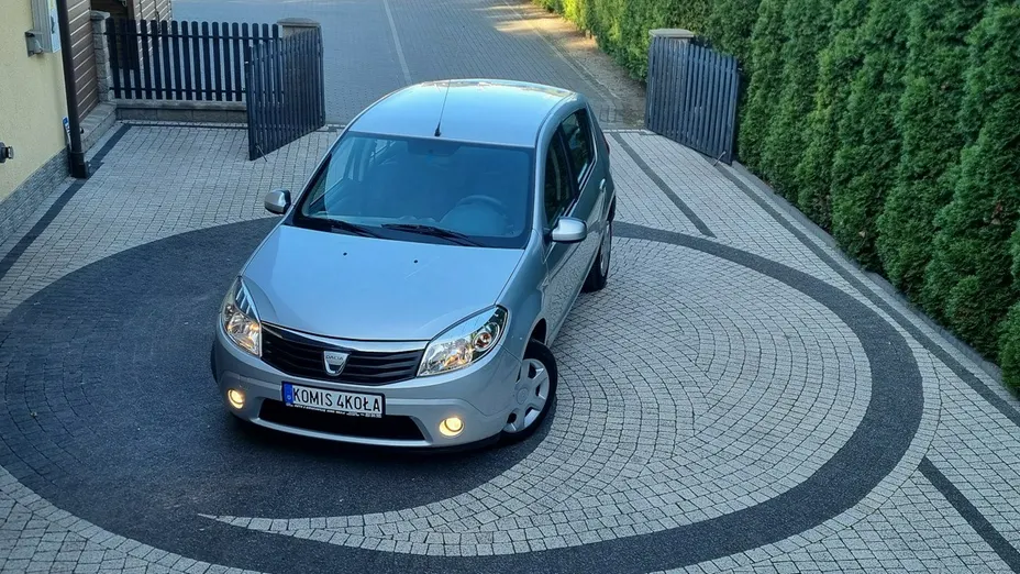 DACIA Sandero -