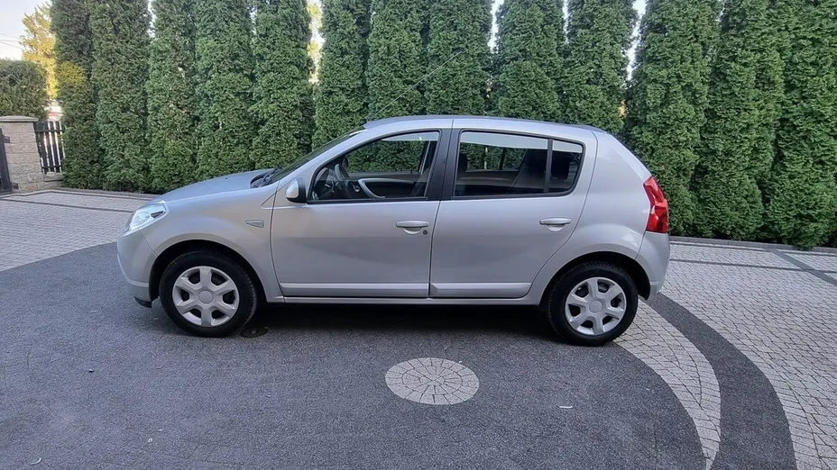 DACIA Sandero -