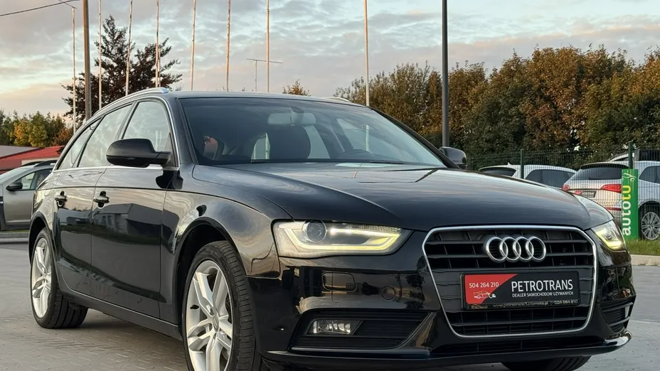 AUDI A4 -