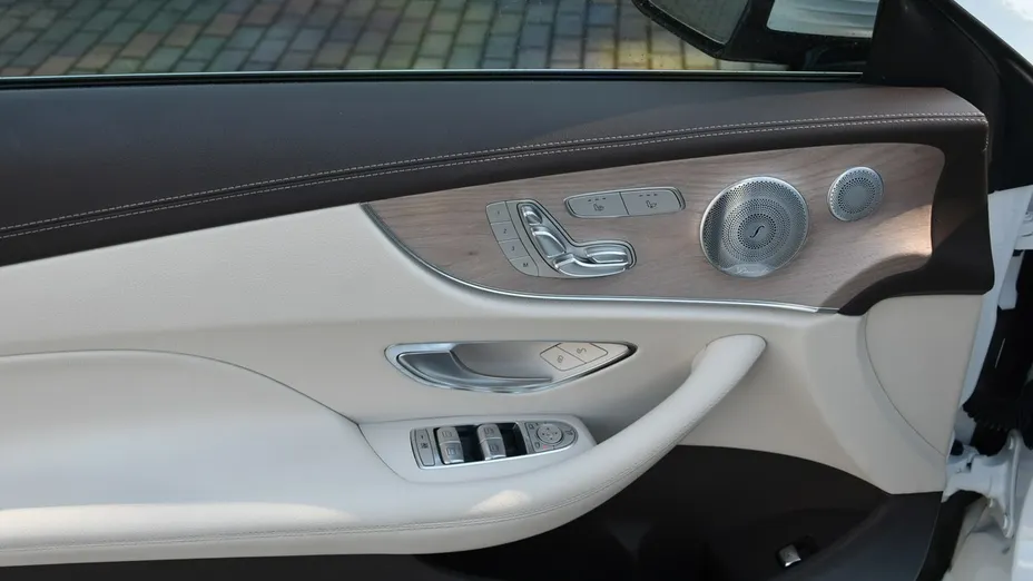 MERCEDES-BENZ E Klasa -