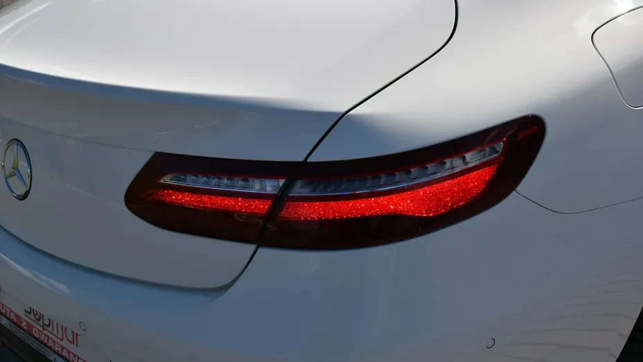 MERCEDES-BENZ E Klasa -