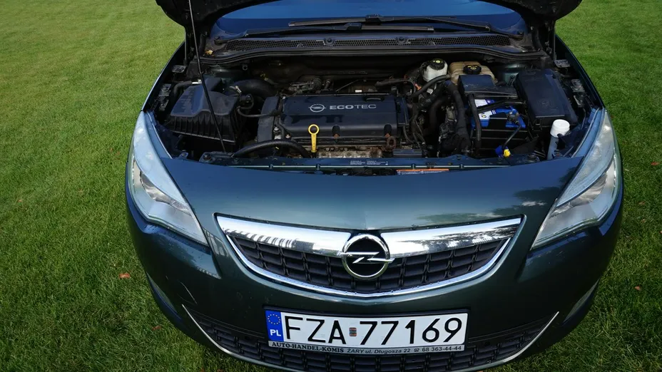 OPEL Astra -