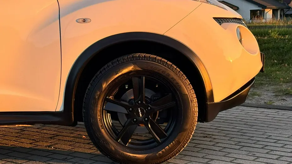 NISSAN Juke -