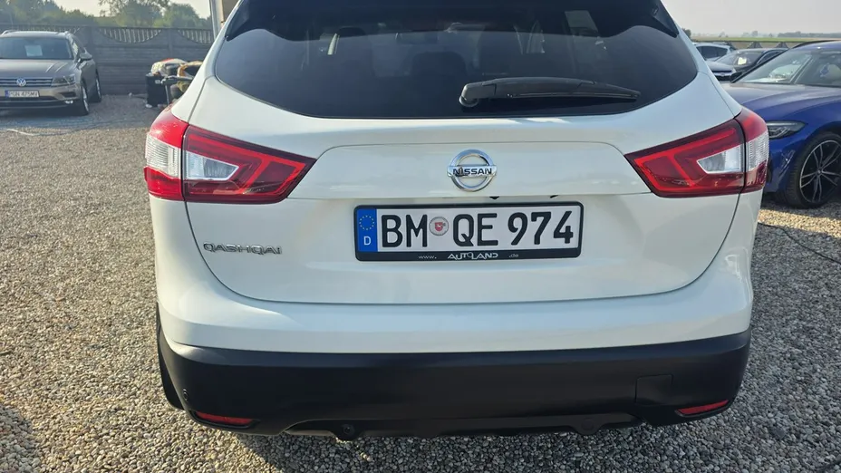 NISSAN Qashqai -