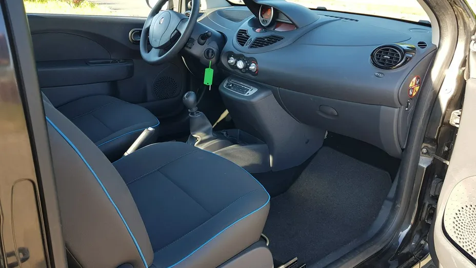 RENAULT Twingo -