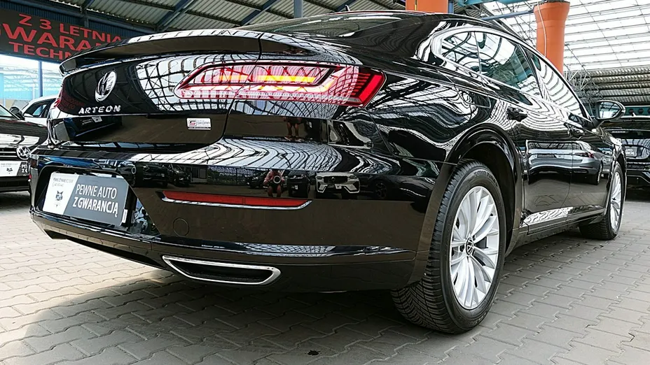 VOLKSWAGEN Arteon -
