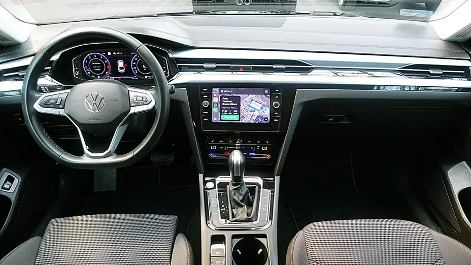 VOLKSWAGEN Arteon -