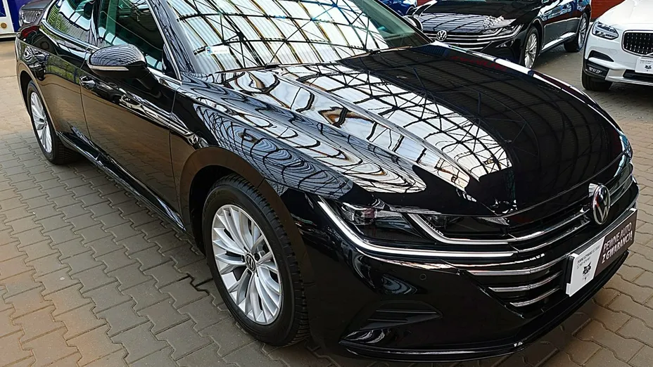 VOLKSWAGEN Arteon -