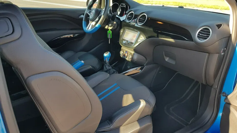 OPEL Adam -