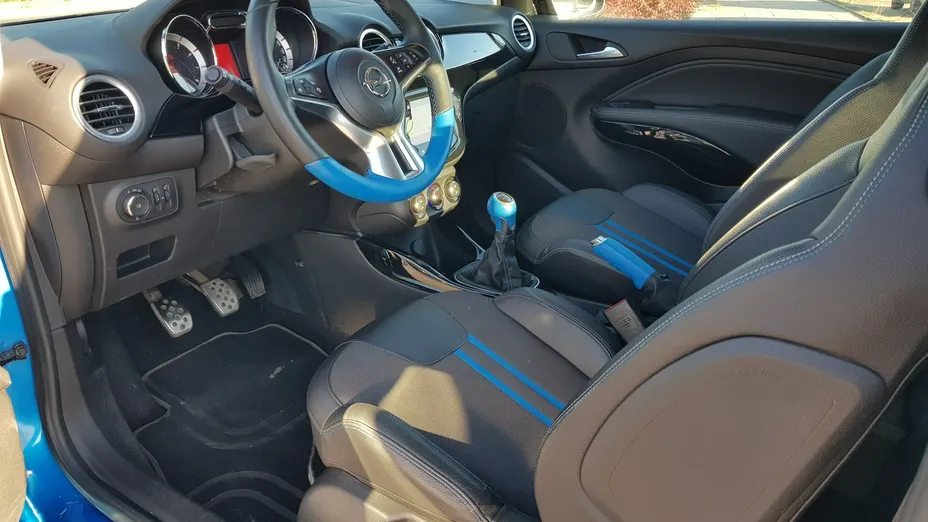 OPEL Adam -