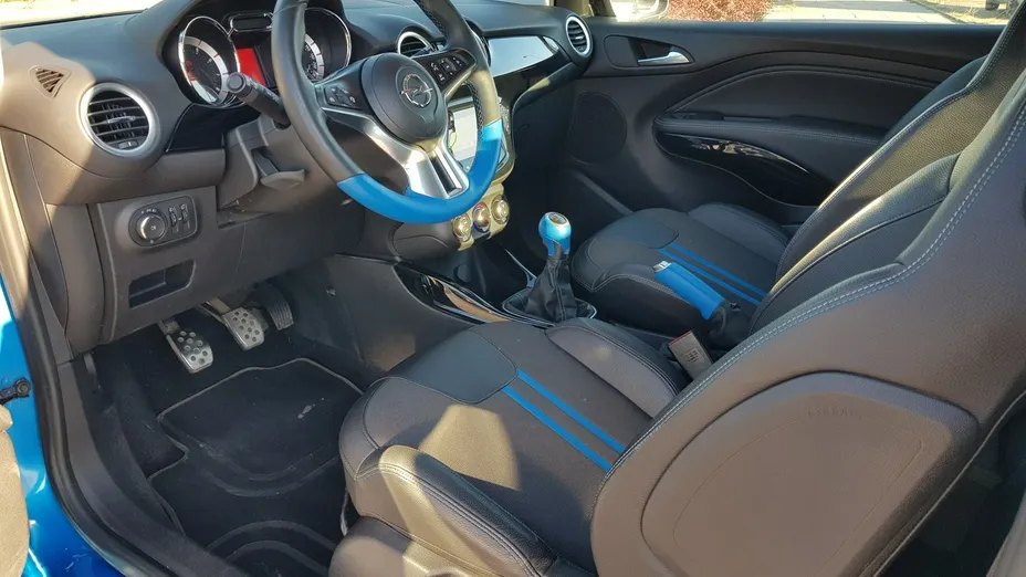 OPEL Adam -