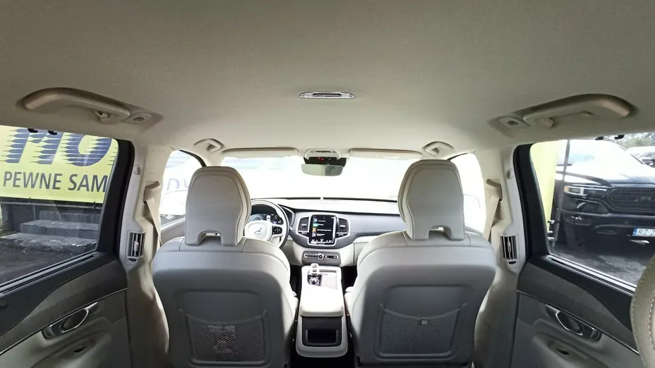 VOLVO XC90 -