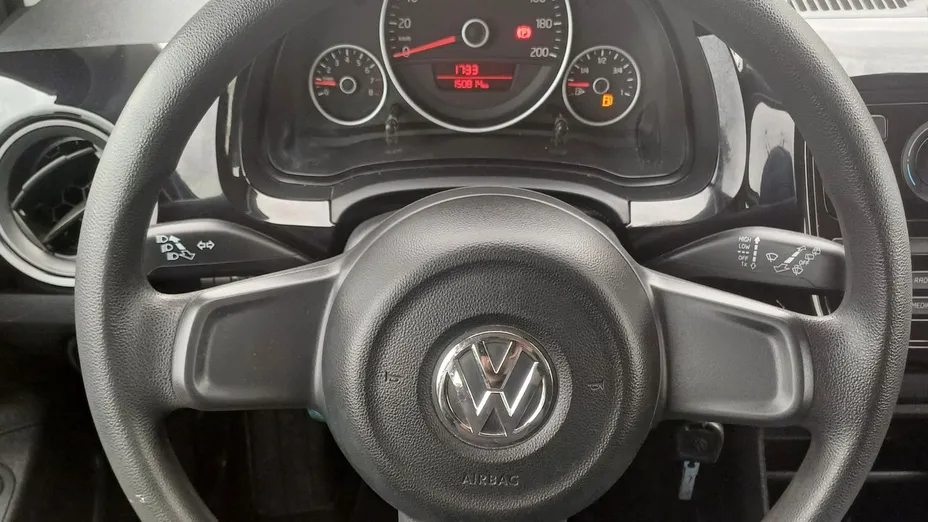 VOLKSWAGEN up! -