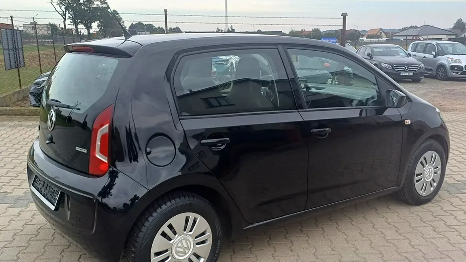VOLKSWAGEN up! -