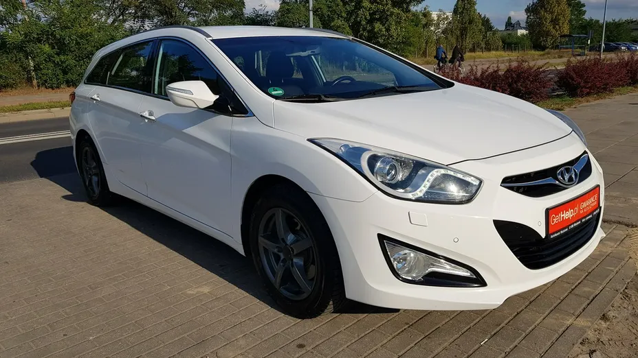 HYUNDAI i40 -