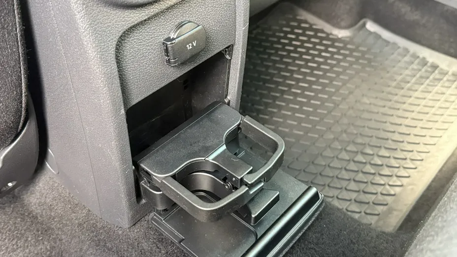 VOLKSWAGEN Tiguan -