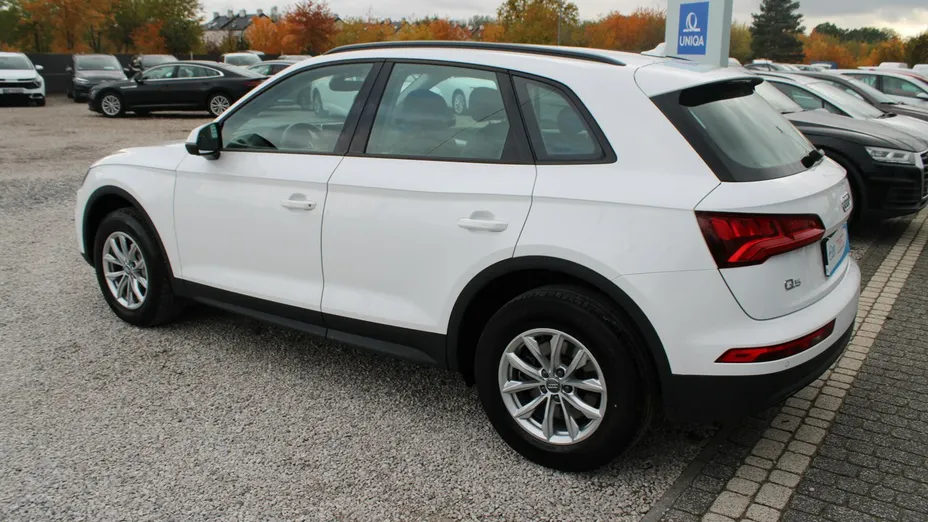 AUDI Q5 -