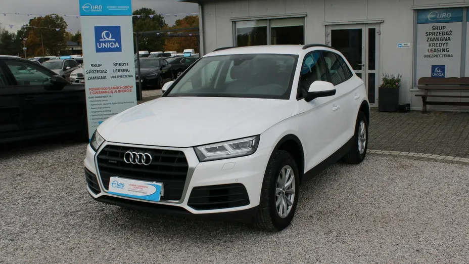 AUDI Q5 -