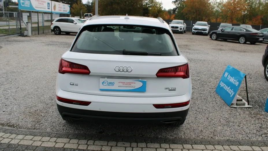AUDI Q5 -