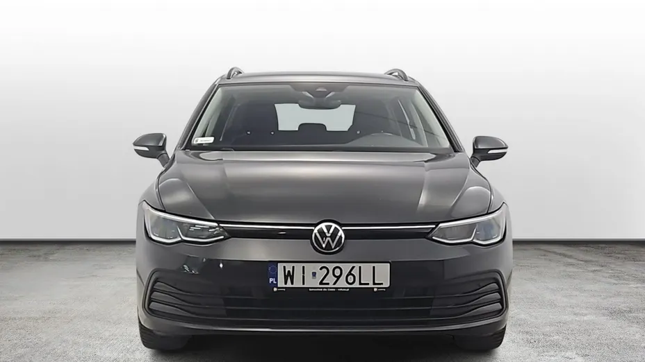VOLKSWAGEN Golf -