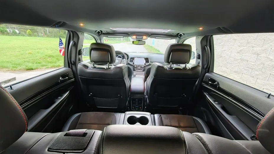 JEEP Grand Cherokee -