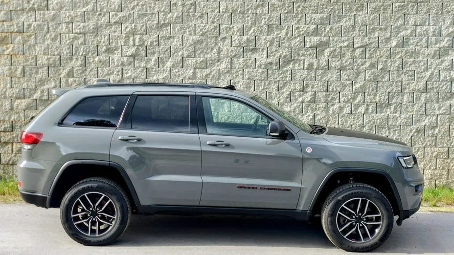 JEEP Grand Cherokee -