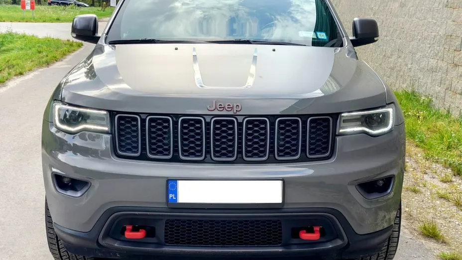 JEEP Grand Cherokee -