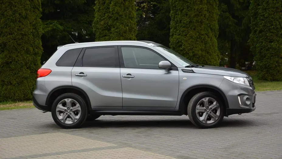 SUZUKI Vitara -