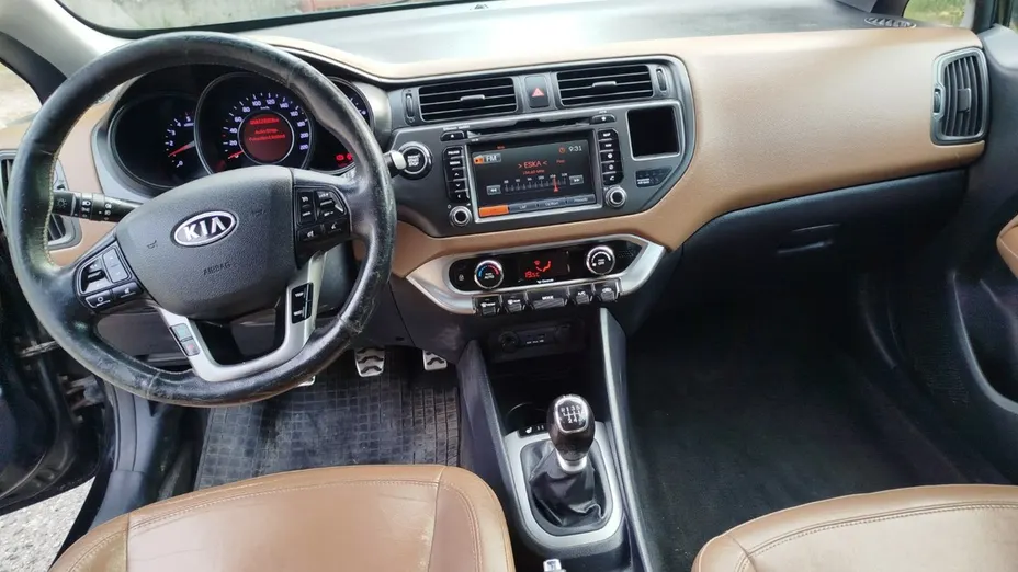 KIA Rio -