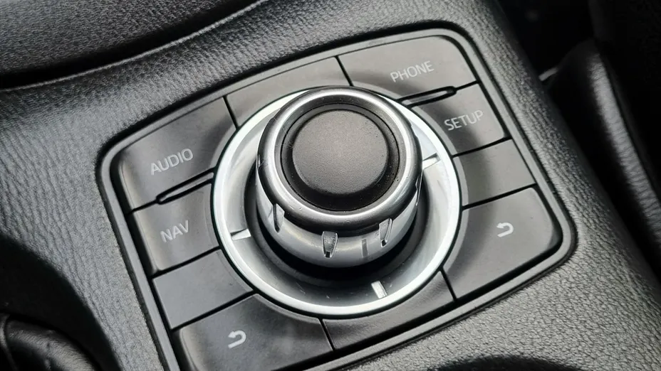 MAZDA CX-5 -