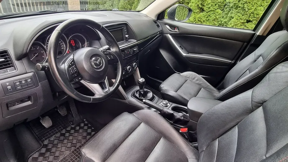 MAZDA CX-5 -