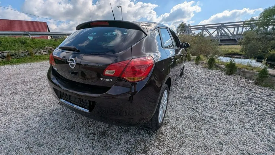 OPEL Astra -