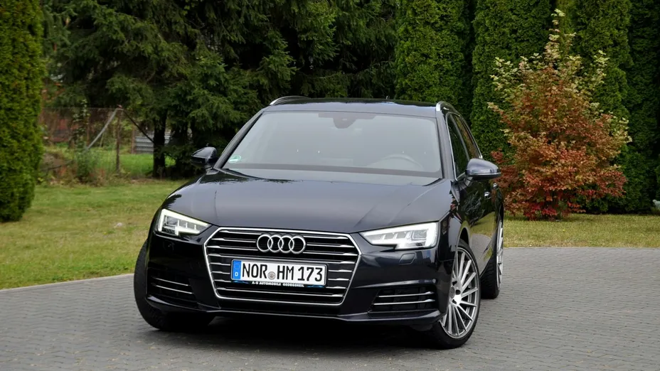 AUDI A4 -