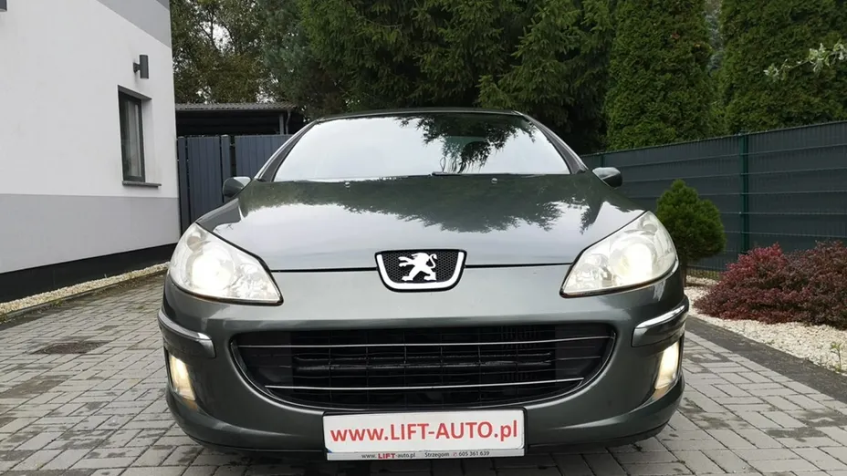 PEUGEOT 407 -
