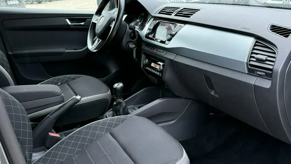 SKODA Fabia Fabia 1.0 Ambition