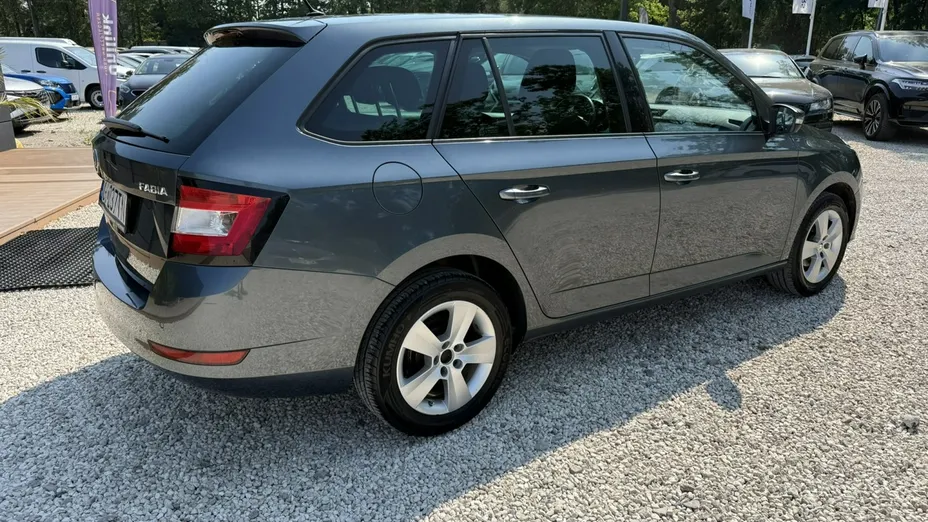 SKODA Fabia -
