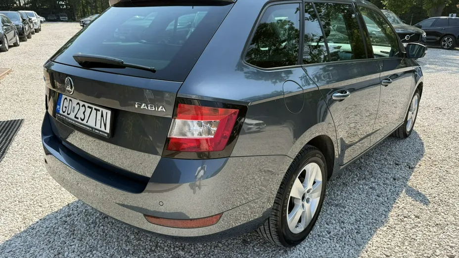 SKODA Fabia -
