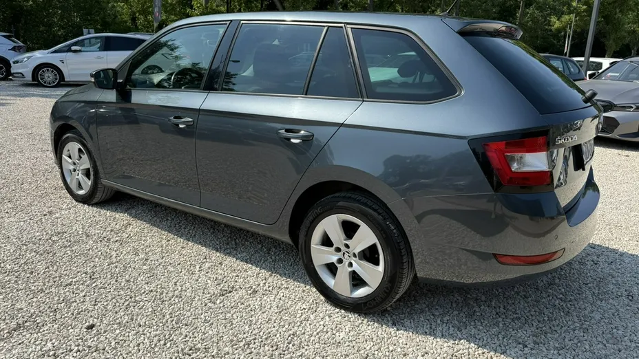 SKODA Fabia -