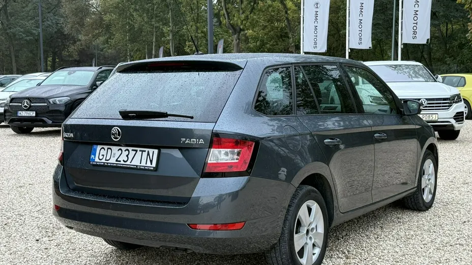 SKODA Fabia Fabia 1.0 Ambition
