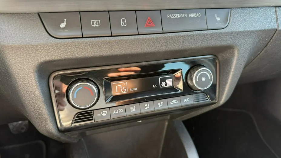 SKODA Fabia -