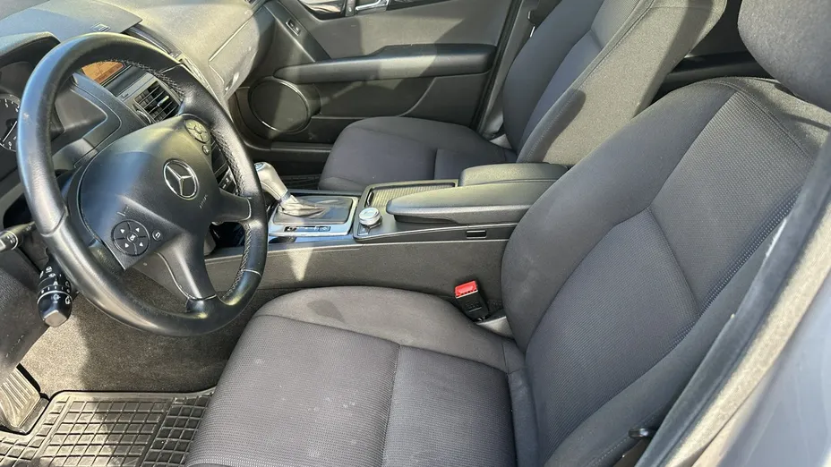 MERCEDES-BENZ C Klasa -