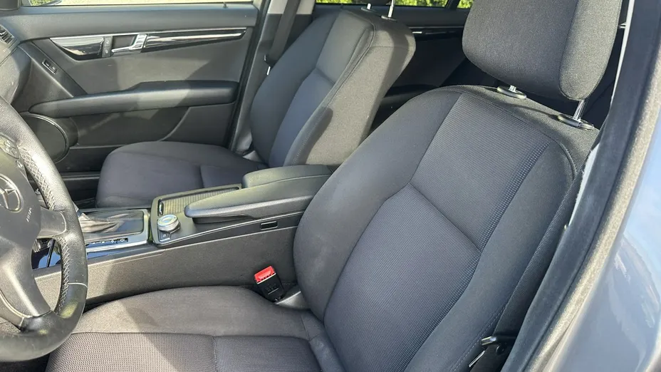 MERCEDES-BENZ C Klasa -