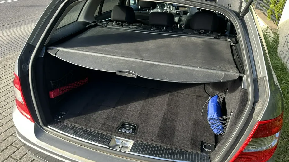 MERCEDES-BENZ C Klasa -