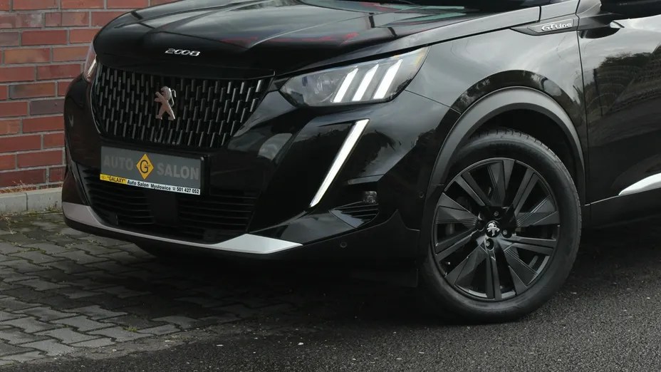 PEUGEOT 2008 -