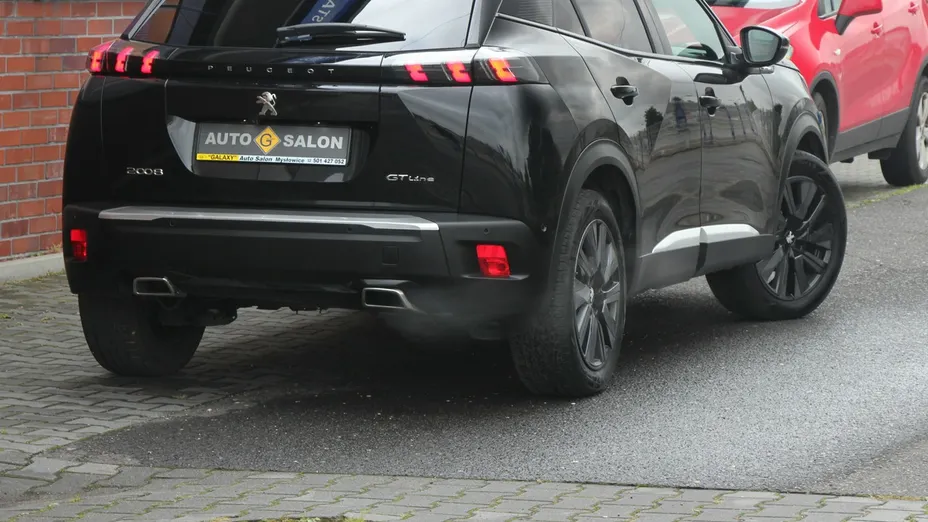 PEUGEOT 2008 -