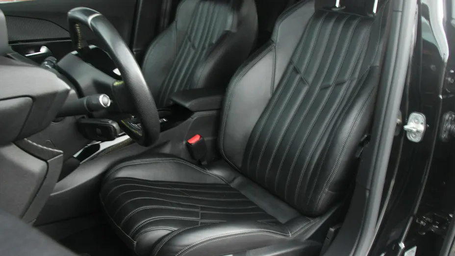 PEUGEOT 2008 -